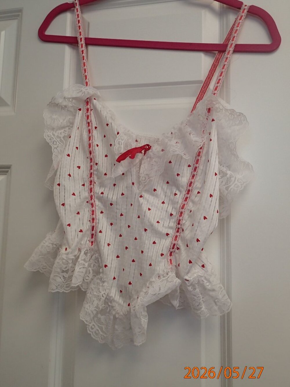 Alana Gale White with Red Hearts Nighty Size Medium
